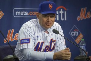 Carlos Mendoza con los mets