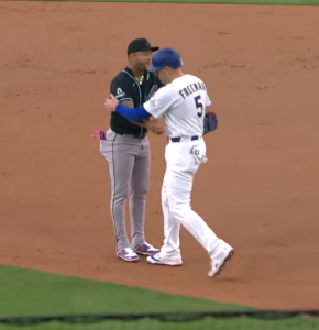 Freddie Freeman hug out