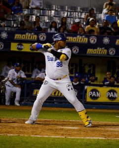 Leandro Cedeno cuando fue refuerzo del magallanes